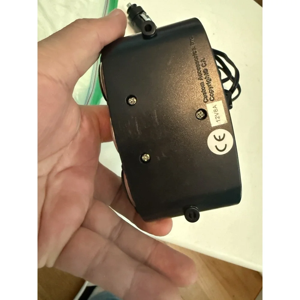 3-WAY 12VOLT POWER TRIPLE-OUTLET ACCESSORY ADAPTER